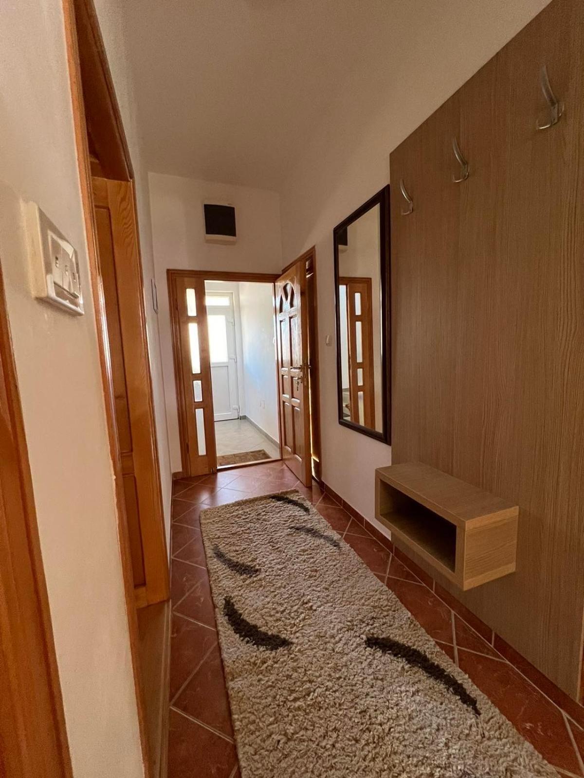 Anika Daire Trebin Dış mekan fotoğraf